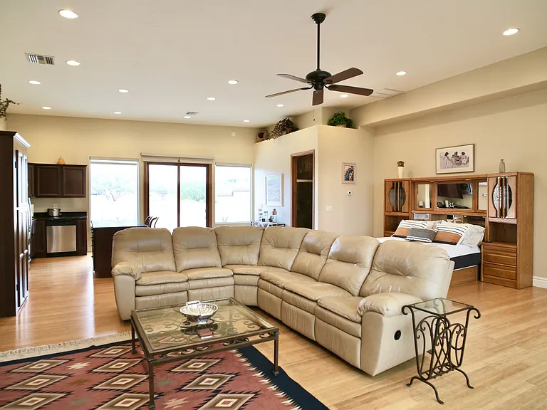 3900 N Camino Blanco #1 — Photo 33