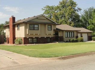 2615 W Bobwhite Rd, Wichita, KS 67204