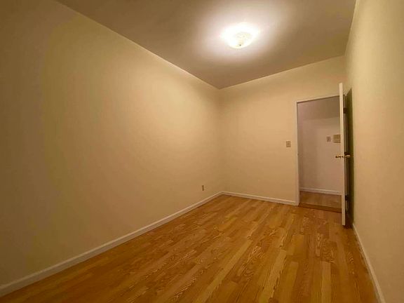 4th image of 39-20 28th St #2