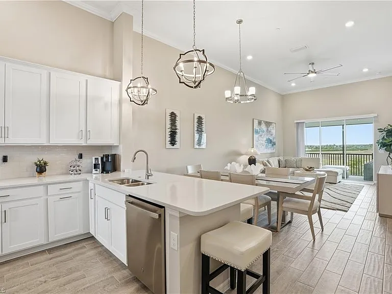 11851 Venetian Lagoon Dr #202 — Photo 10
