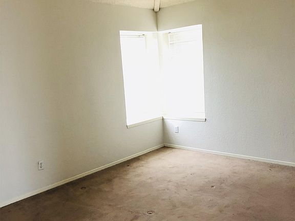 2nd image of 1411 Luz De Camino Way