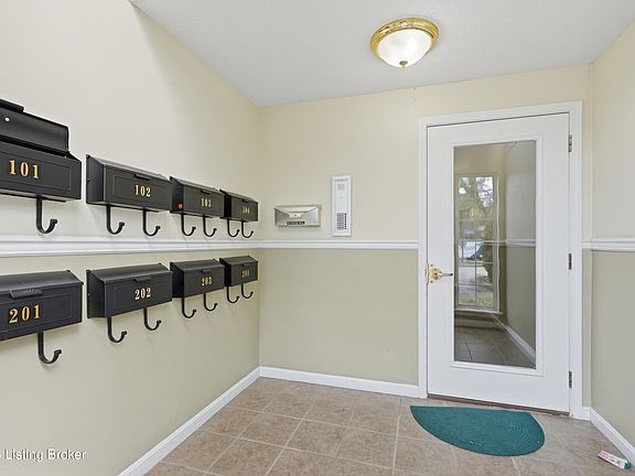 3rd image of 9405 Magnolia Ridge Dr Unit 204