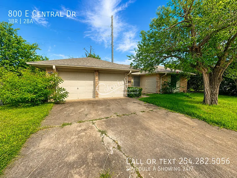 800 E Central Dr — Photo 2