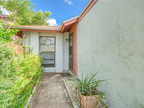 2nd image of 6185 Bryn Wood St