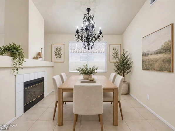 1904 Betsy Ross Dr, Las Vegas, NV 89108