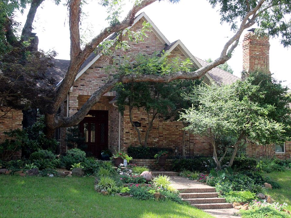 2nd image of 5914 Stoneshire Ct