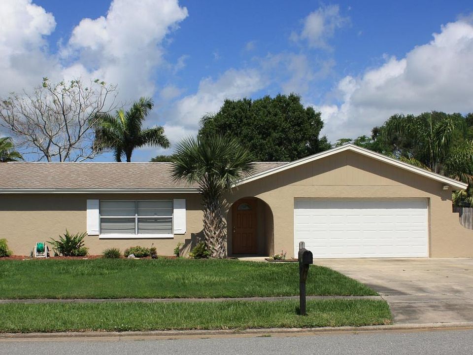 1st image of 2812 Forest Dr