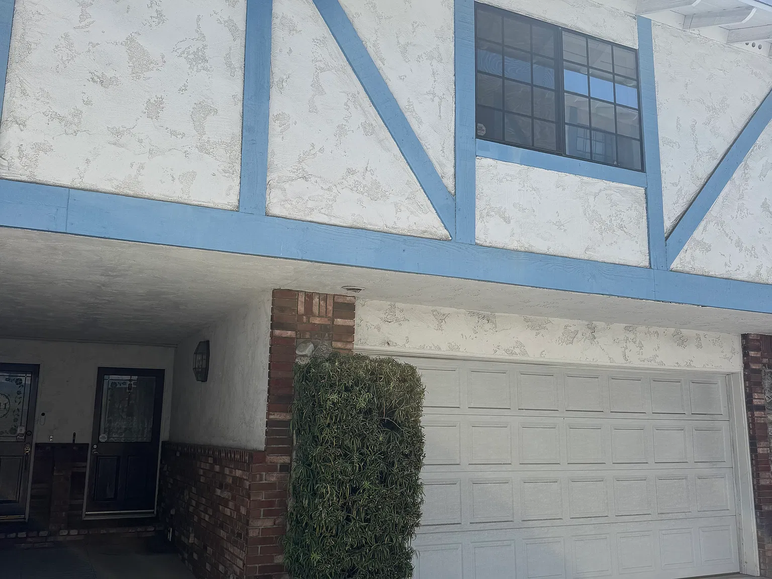 3 bed, 2.5 bath, 1870 sqft, $4,000 — Photo 2