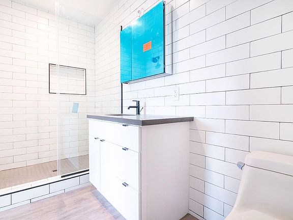 4th image of 3168 Wabash Ave APT 2