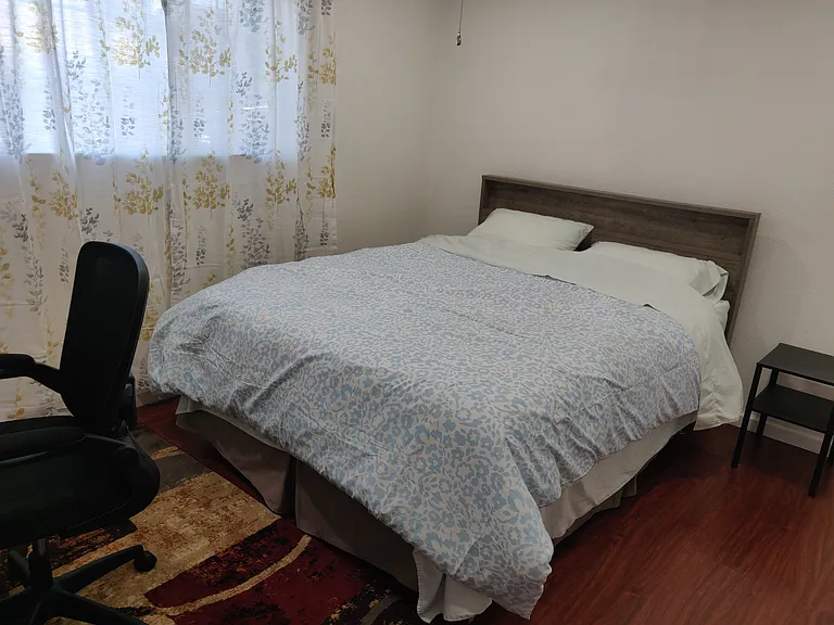 Downstairs bedroom 1