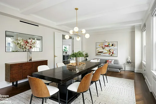 Dining area, photo 2