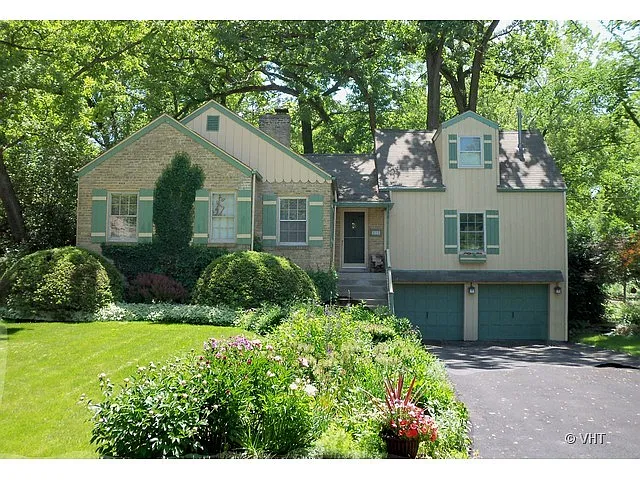 115 E Tower Dr photo 1