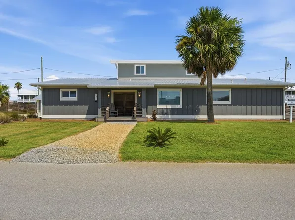 111 14th St, Mexico Beach, FL 32456