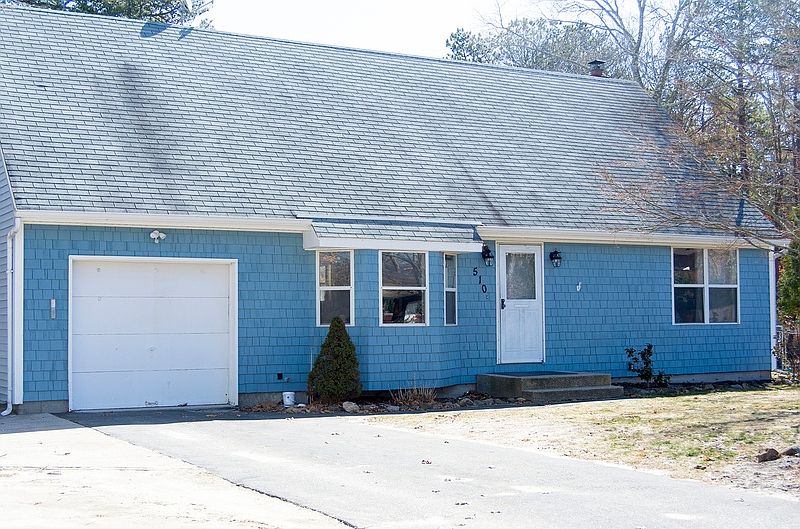 1st image of 510 Oak Ave