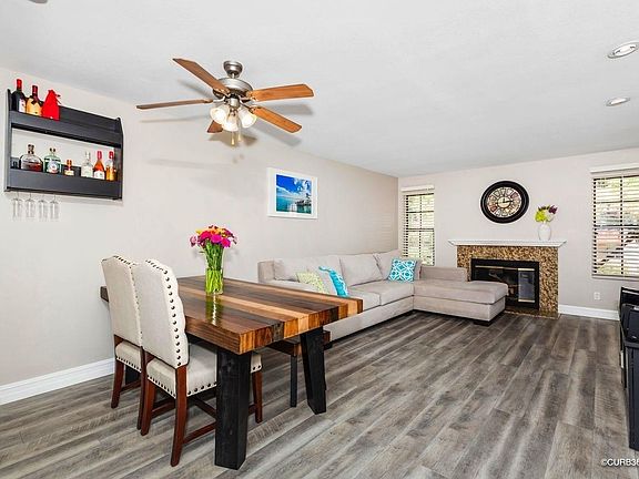 5th image of 12083 Alta Carmel Ct Unit 32