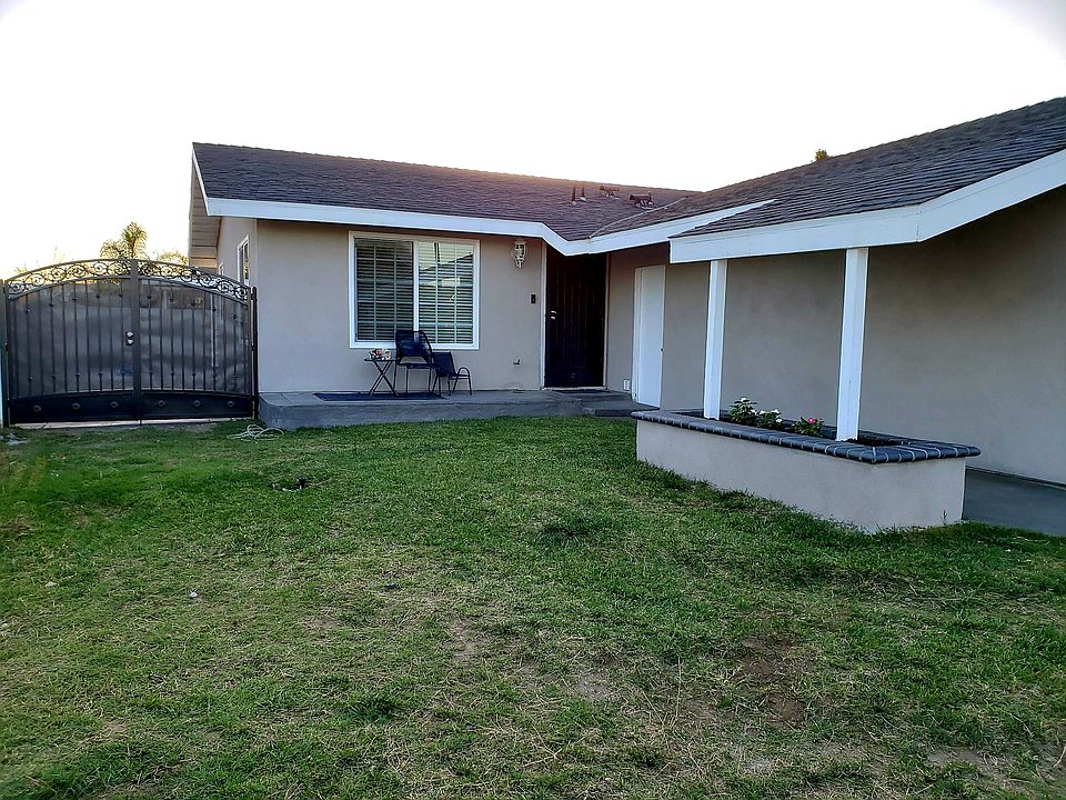 1st image of 11611 Painter Ave