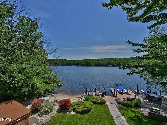 5th image of 1322 Lakeview Dr W