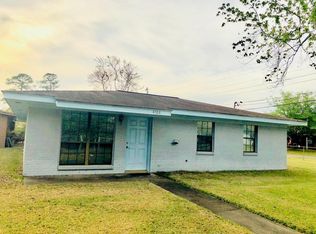 4705 Carolyn Dr, Ocean Springs, MS 39564