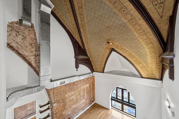 Rented by CCM Property Management LLC | media 4