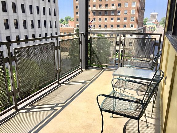 2nd image of 121 N Martin Luther King Blvd Unit 406