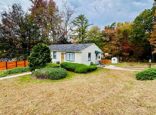 60 Seminole Rd, Watertown, CT 06795