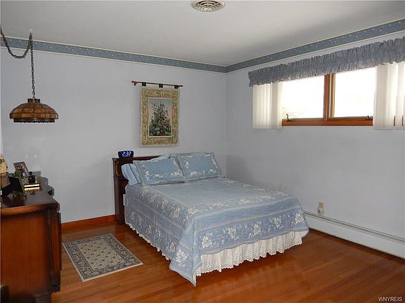 5th image of 3608 Salisbury Ave