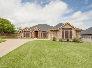 1203 Beacon Ct, College Station, TX 77845