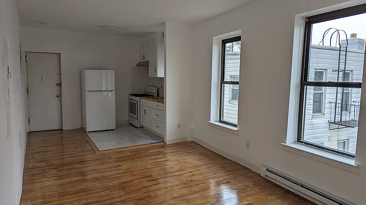 Rented by Coldwell Banker American Homes | media 2