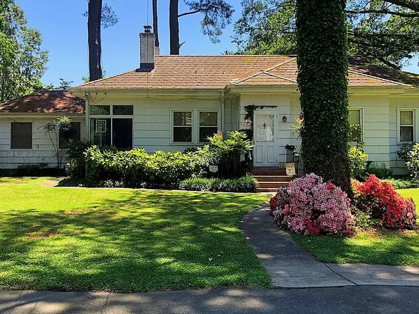 1565 Michigan Ave, Virginia Beach, VA 23454