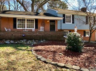 2957 Club Dr, Gastonia, NC 28054