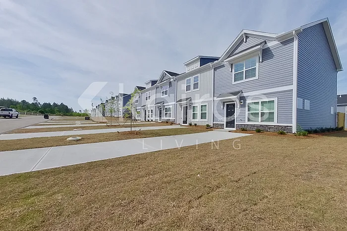 2579 Banyon Cir — Photo 2