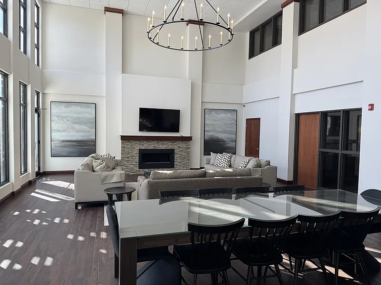 Riverview Place — Photo 3