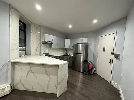 Rented by NY Living Solutions | media 5