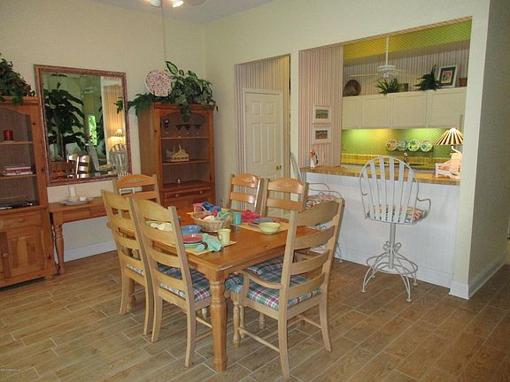 4th image of 44 Tifton Way N