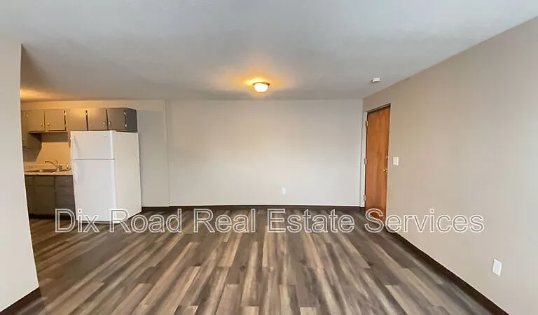 739 Trumbull St #9 — Photo 4