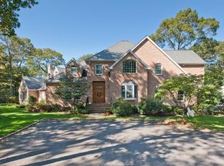 265 Cold Spring Rd, Syosset, NY 11791