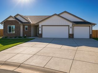 1161 W Trek Cir, Goddard, KS 67052