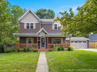 215 E Highland Ave, Villa Park, IL 60181
