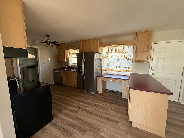 4126 W Belle Ave — Photo 6