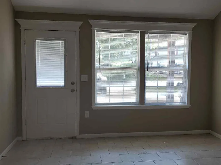 212 N Water St #A — Photo 11