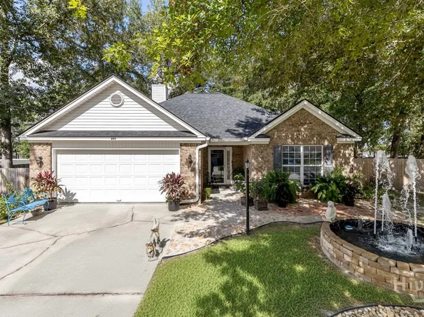 285 Creekside Circle, Ellabell, GA 31308