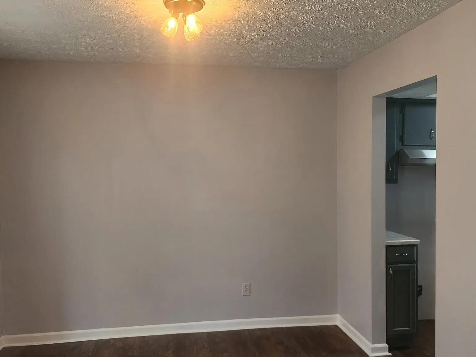 2 bed, 1.5 bath, 1152 sqft, $1,350 — Photo 4