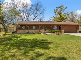 W252S6535 Verta Vista Ct, Waukesha, WI 53189