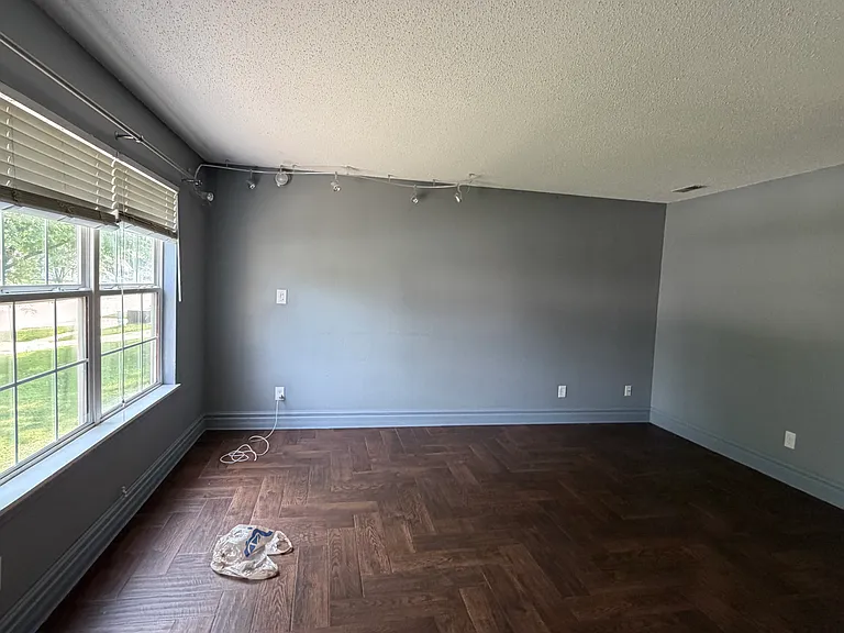 1420 Blue Brook Way — Photo 8