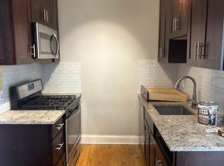 127 Ridge Ave APT 2, Evanston, IL 60202