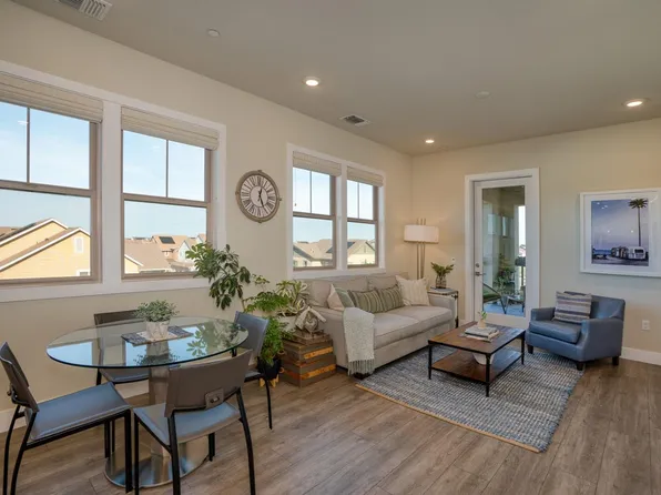 1661 Spring St #342, Davis, CA 95616