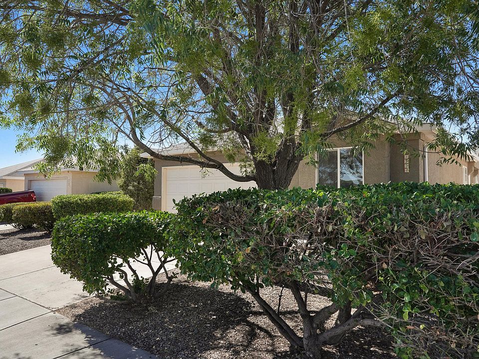 1st image of 8724 La Vida Ln