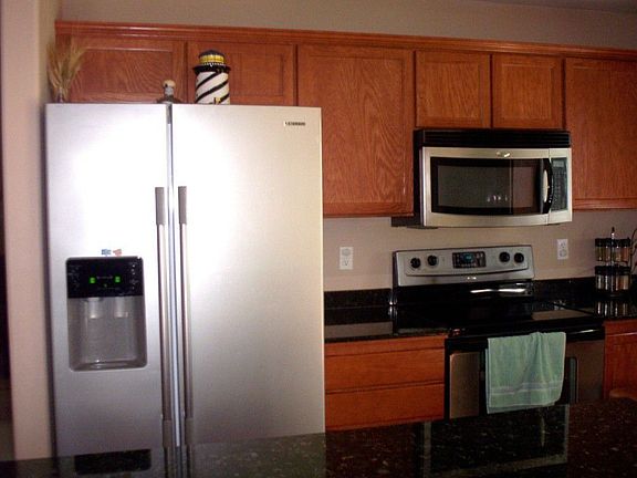 3rd image of 7016 47th Ave NE