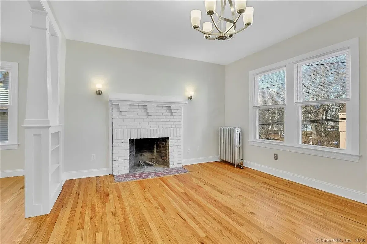 2 bed, 1200 sqft, $1,300 — Photo 4