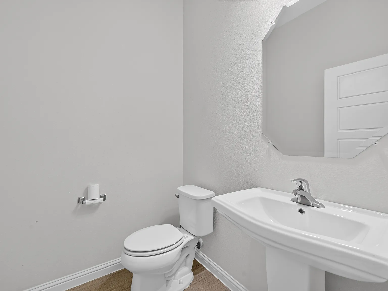 4 bed, 3136 sqft, $3,100 — Photo 1
